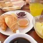 阿夫拉酒店 2*