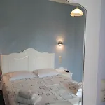 Hotel apartamentowy Avra