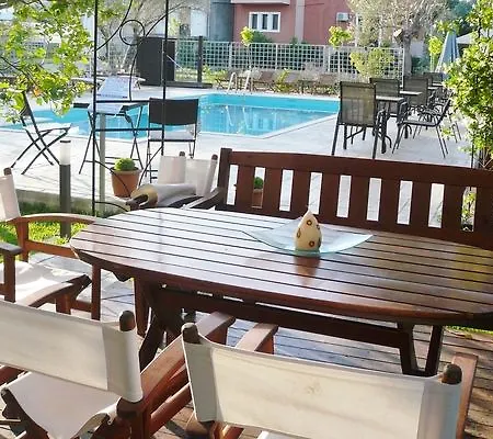 Apart Otel Avra