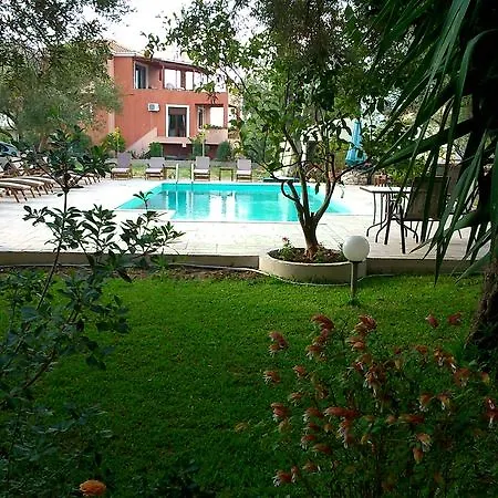 Avra מלון דירות