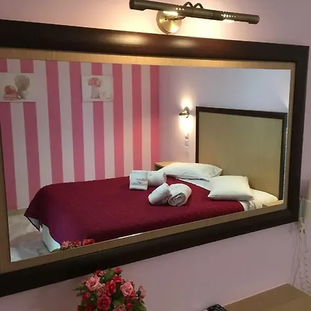 Apart Otel Avra