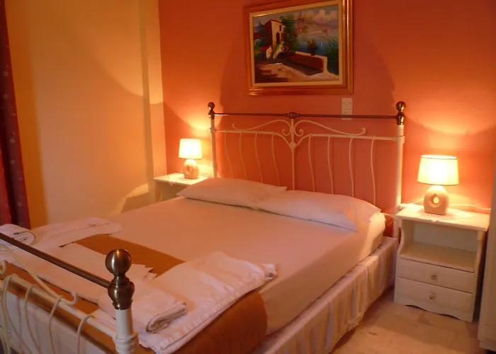 Avra Lygia (Lefkada)